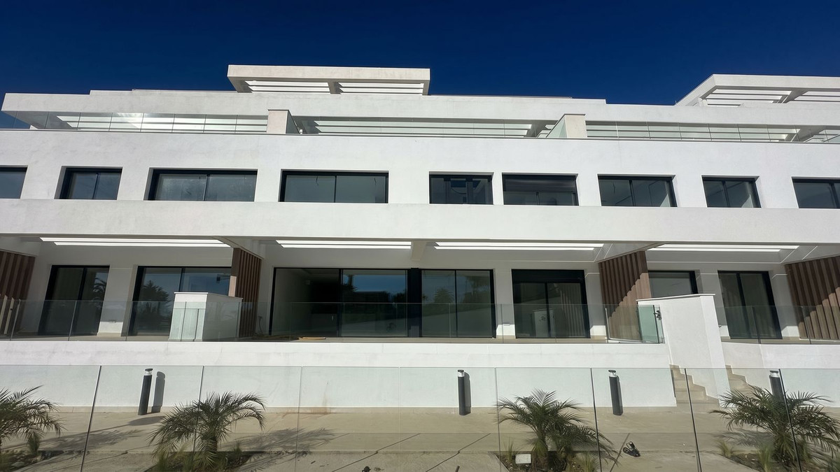 Duplex te koop in Estepona | 3 slaapkamers H5379178
