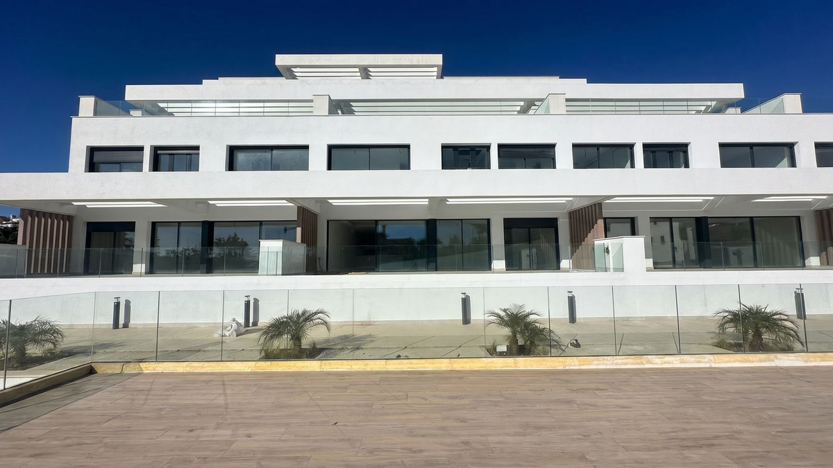 Duplex te koop in Estepona | 3 slaapkamers H5379178