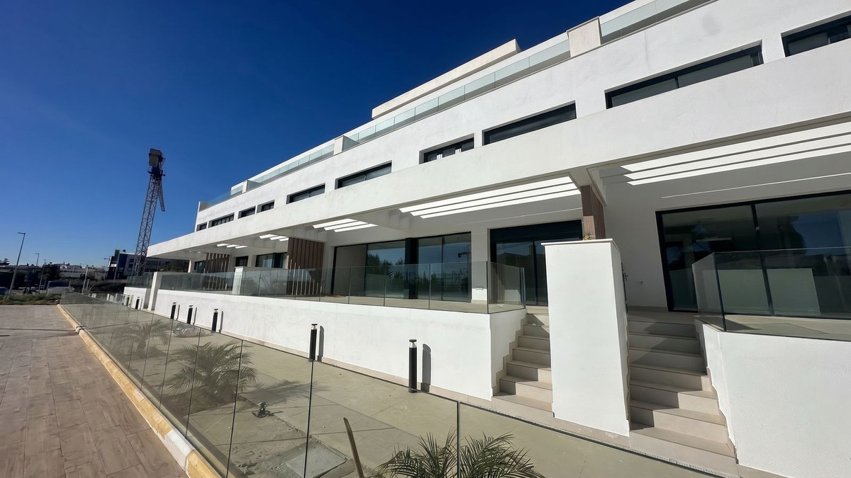 Duplex te koop in Estepona | 3 slaapkamers H5379178