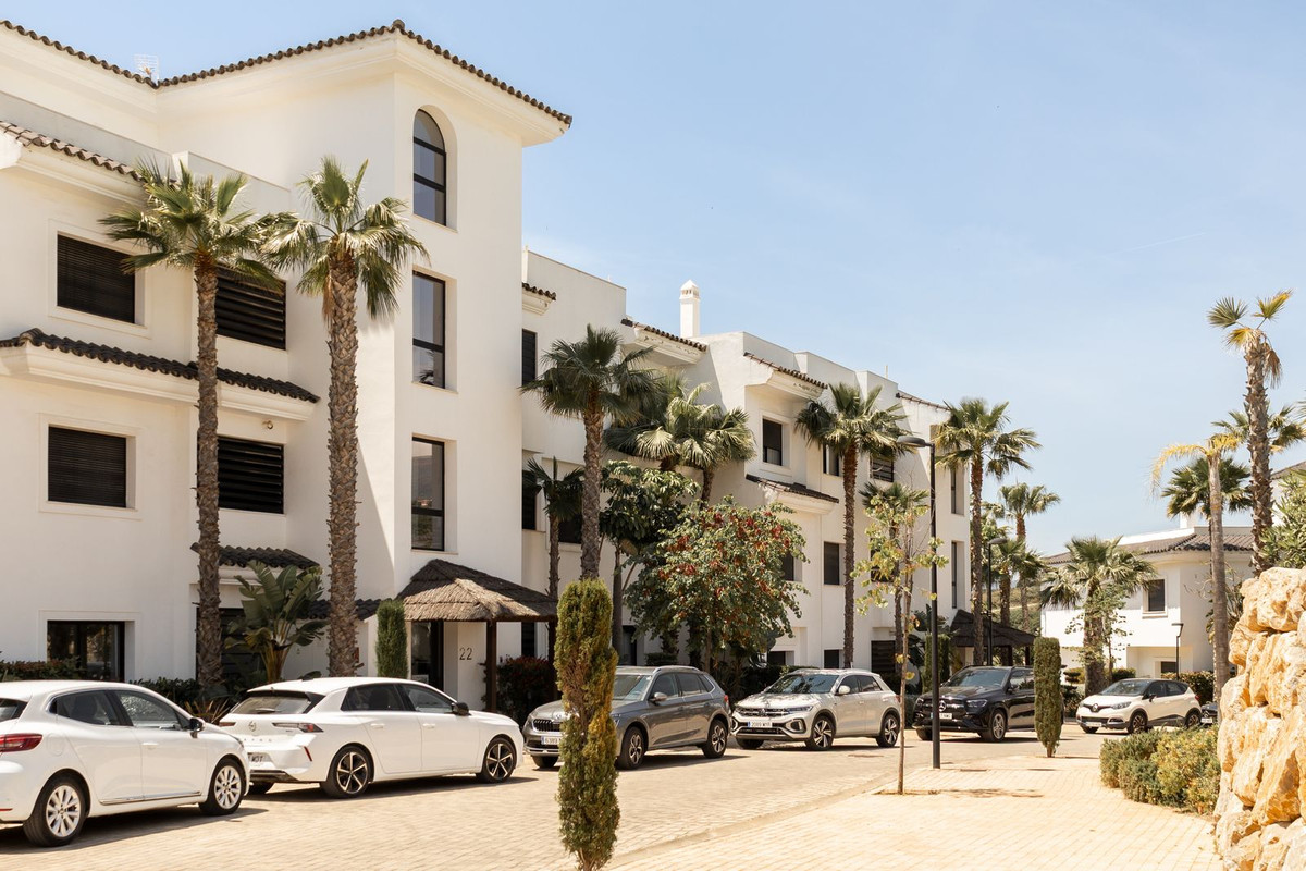 Appartement te koop in Estepona | 3 slaapkamers H5379193