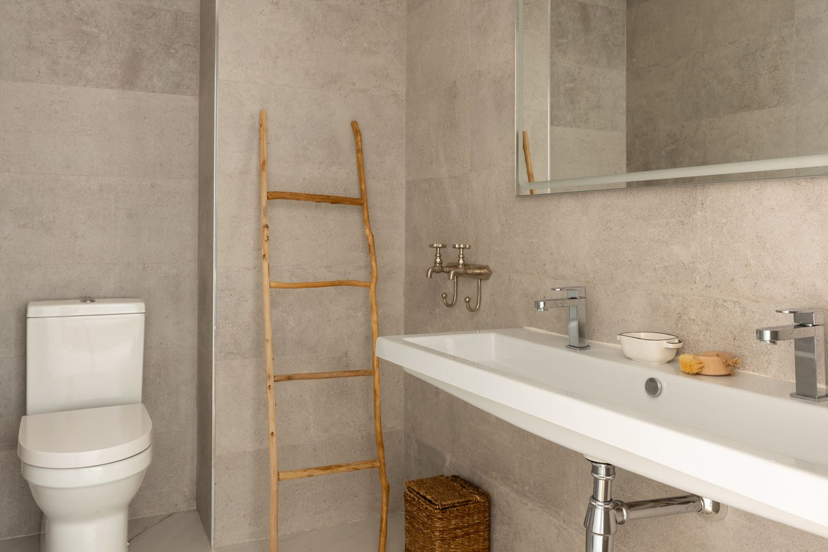 Appartement te koop in Estepona | 3 slaapkamers H5379193