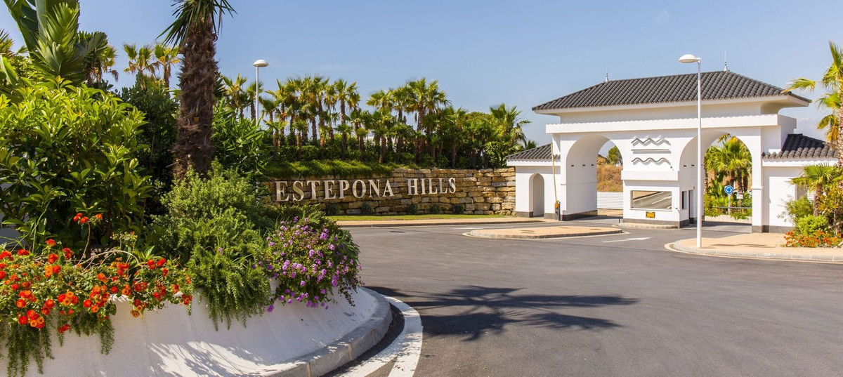 Appartement te koop in Estepona | 3 slaapkamers H5379193