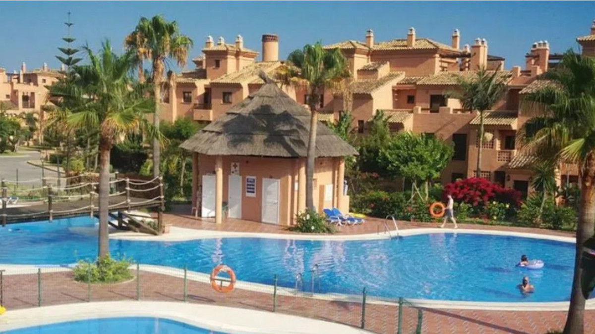 Appartement te koop in Estepona | 4 slaapkamers H5379208