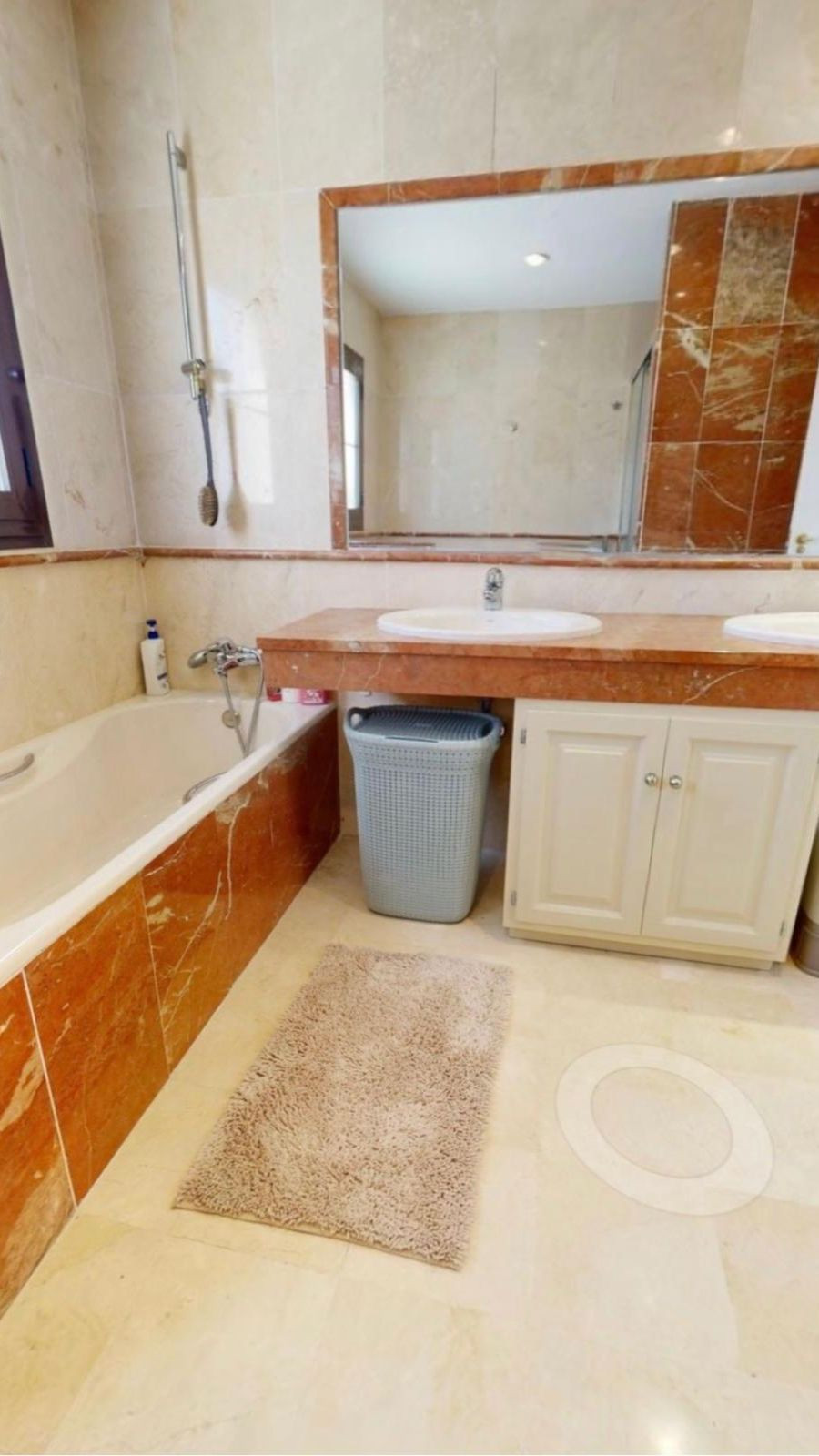Appartement te koop in Estepona | 4 slaapkamers H5379208