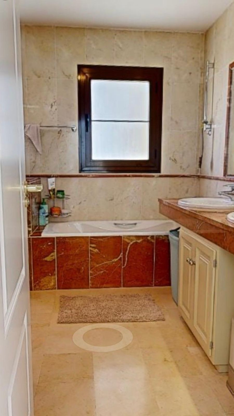 Appartement te koop in Estepona | 4 slaapkamers H5379208