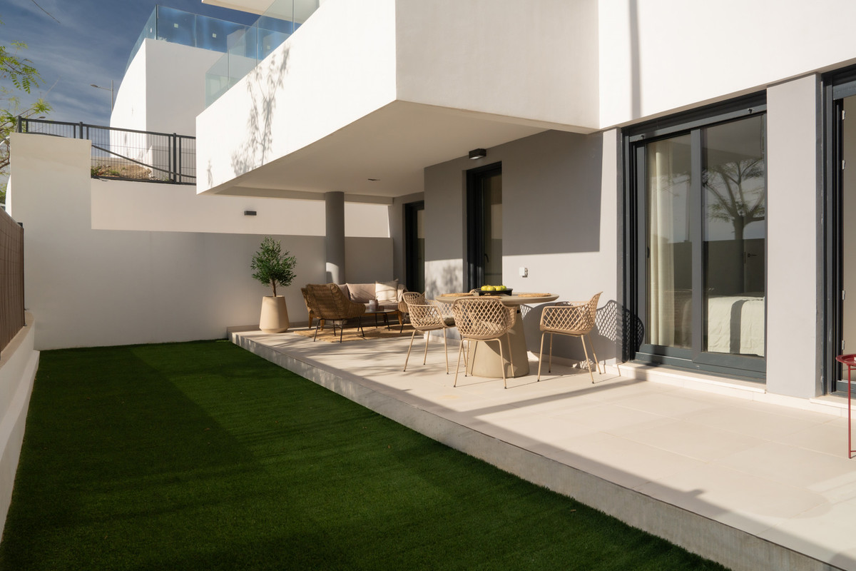 Appartement te koop in Estepona | 2 slaapkamers H5379568