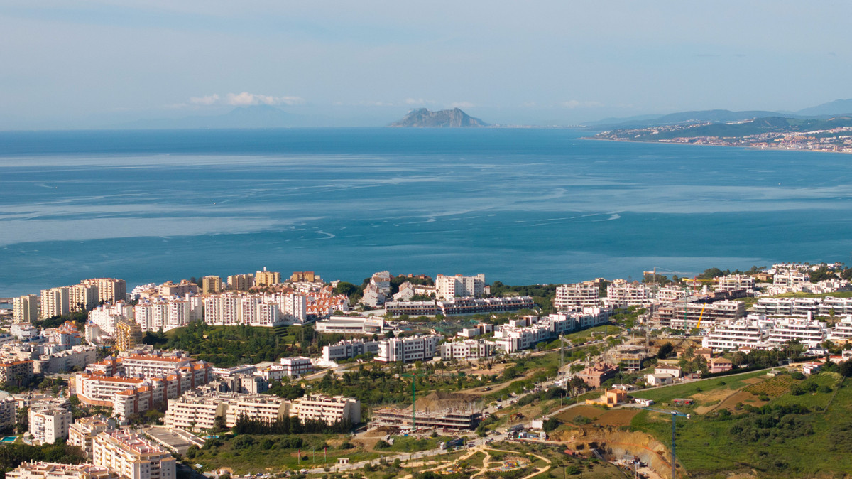Appartement te koop in Estepona | 2 slaapkamers H5379568