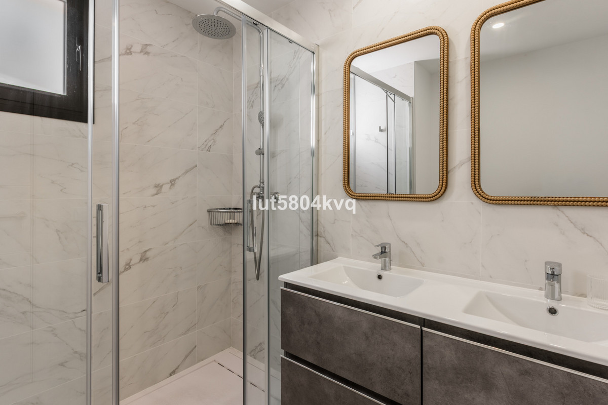 Appartement te koop in Estepona | 2 slaapkamers H5379577