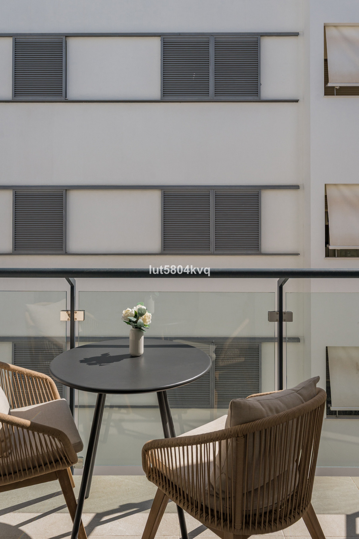 Appartement te koop in Estepona | 2 slaapkamers H5379577