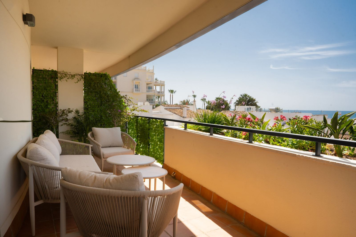 Appartement te koop in Estepona | 2 slaapkamers H5380141