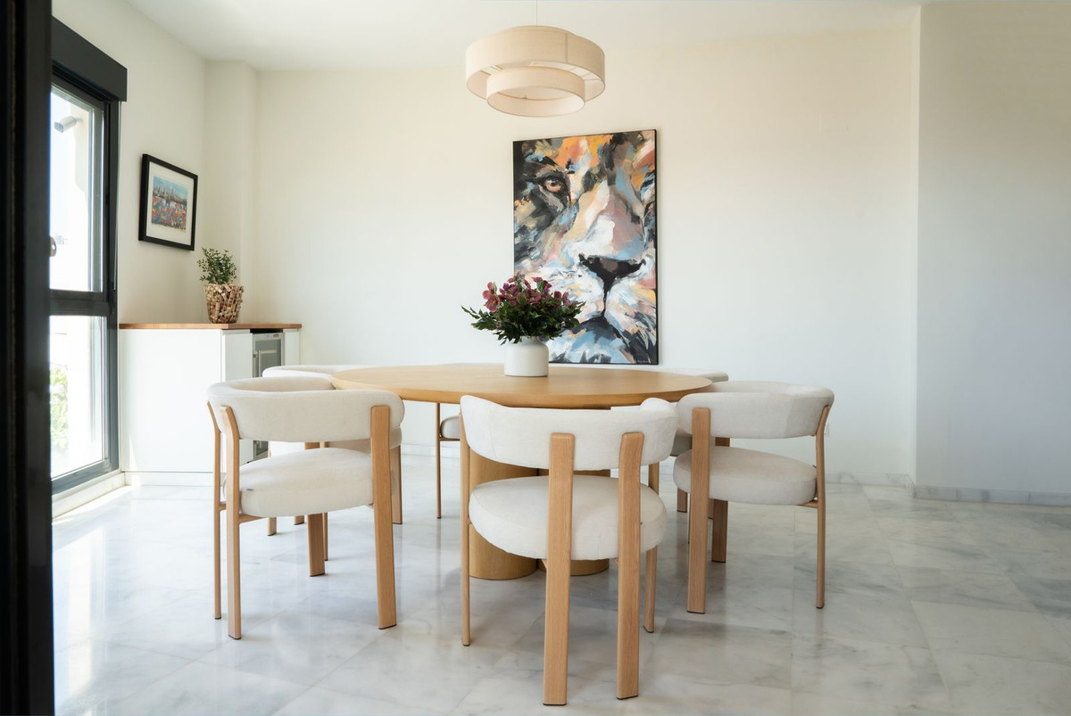 Appartement te koop in Estepona | 2 slaapkamers H5380141