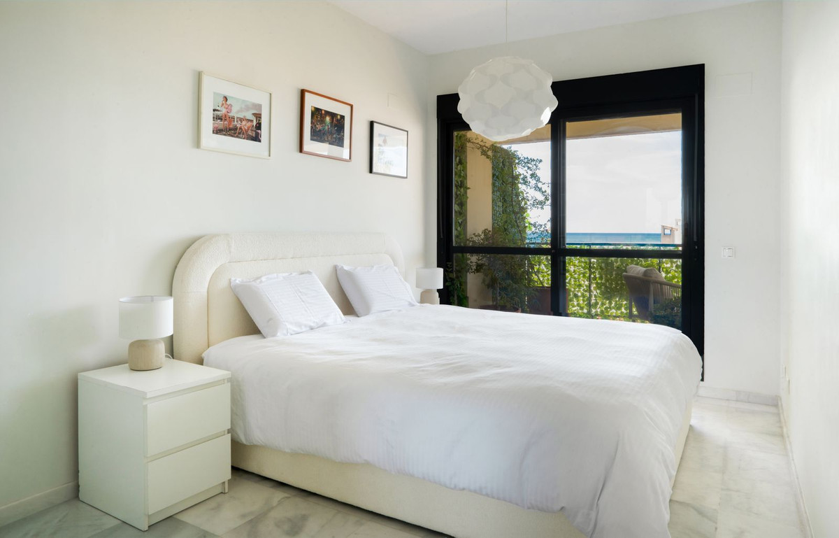Appartement te koop in Estepona | 2 slaapkamers H5380141