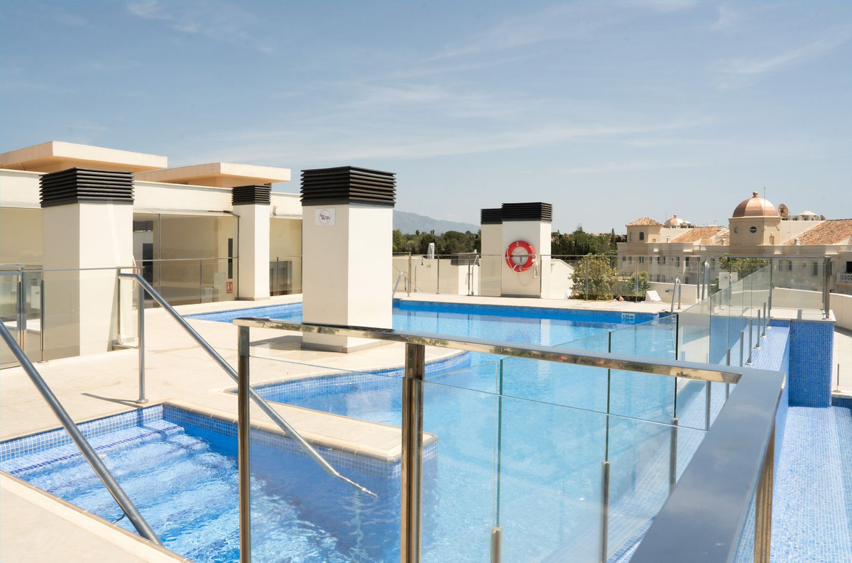 Appartement te koop in Estepona | 2 slaapkamers H5380141