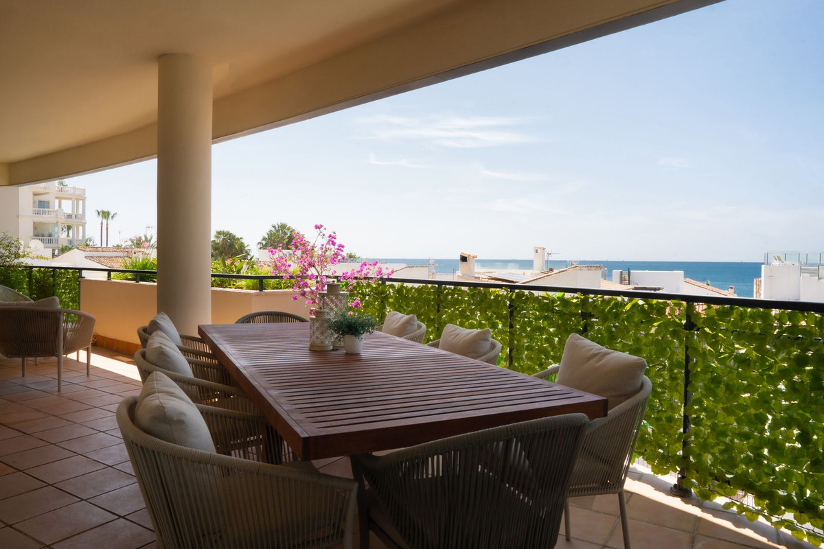 Appartement te koop in Estepona | 2 slaapkamers H5380141