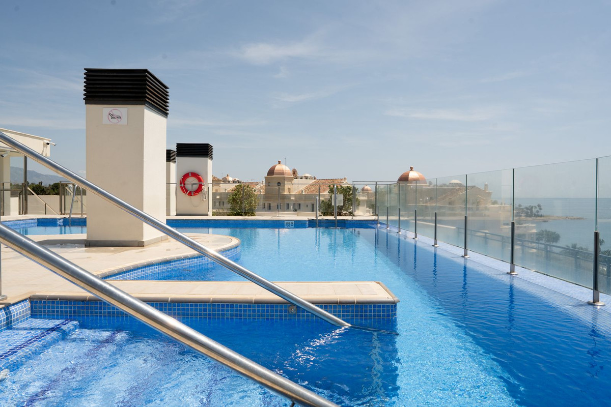 Appartement te koop in Estepona | 2 slaapkamers H5380141