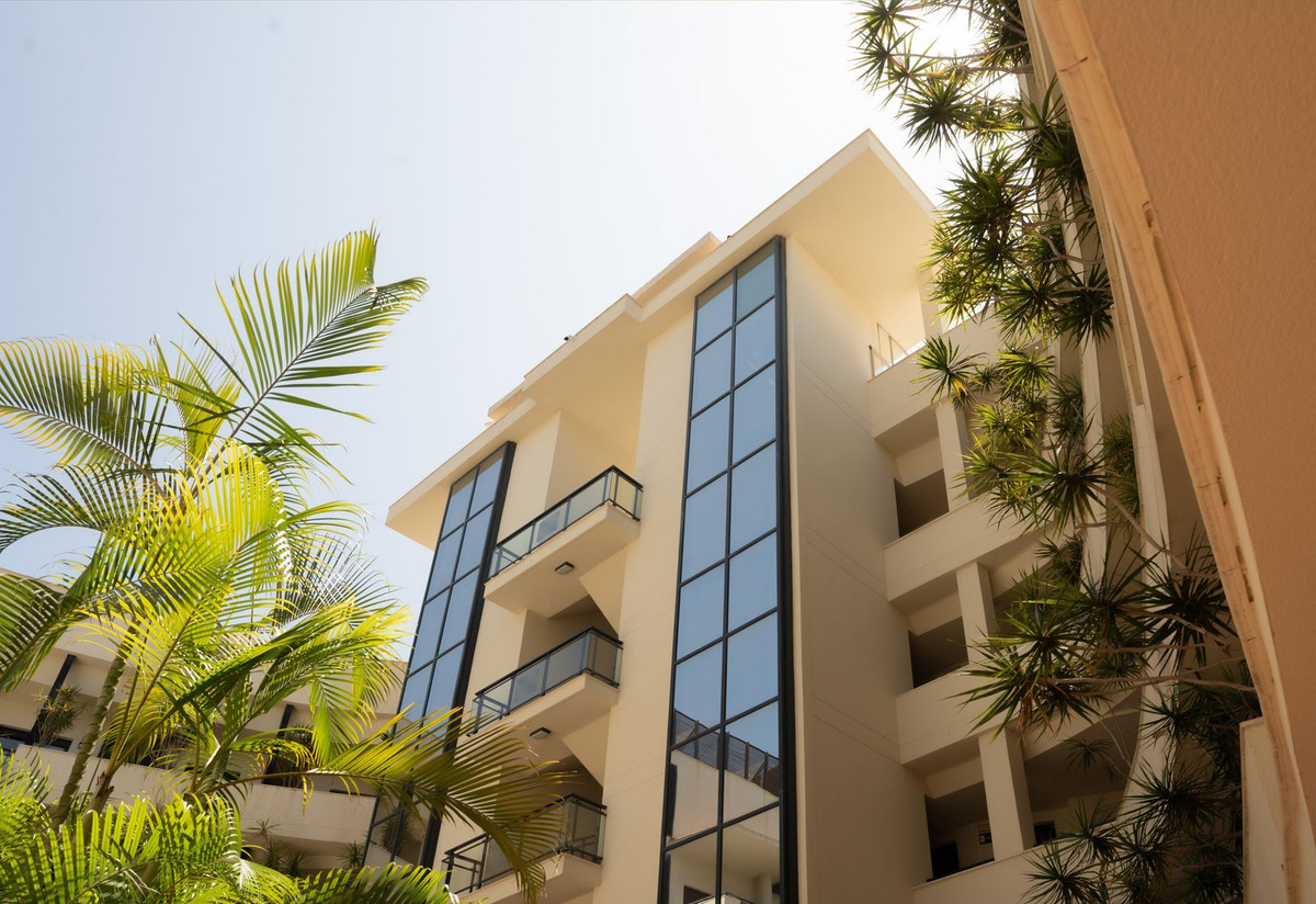 Appartement te koop in Estepona | 2 slaapkamers H5380141
