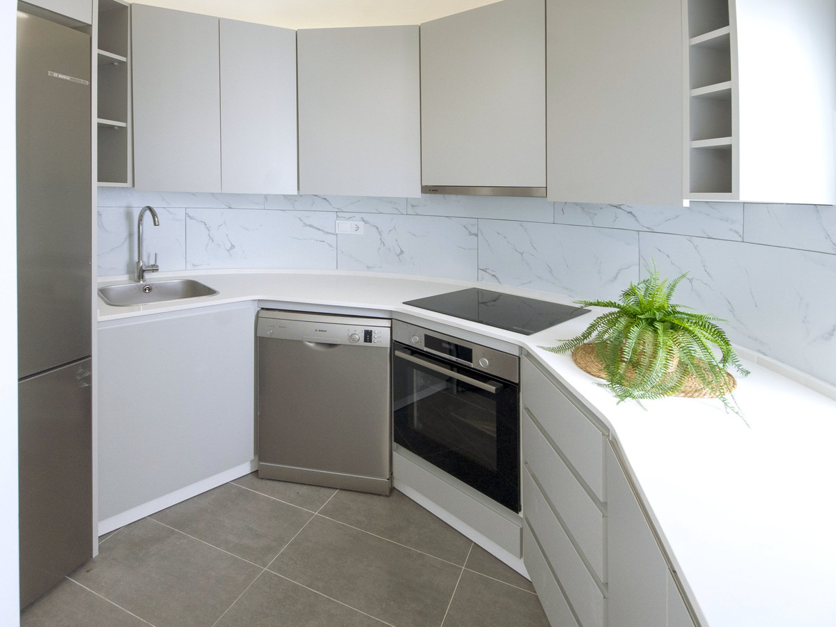 Appartement te koop in Estepona | 2 slaapkamers H5380348