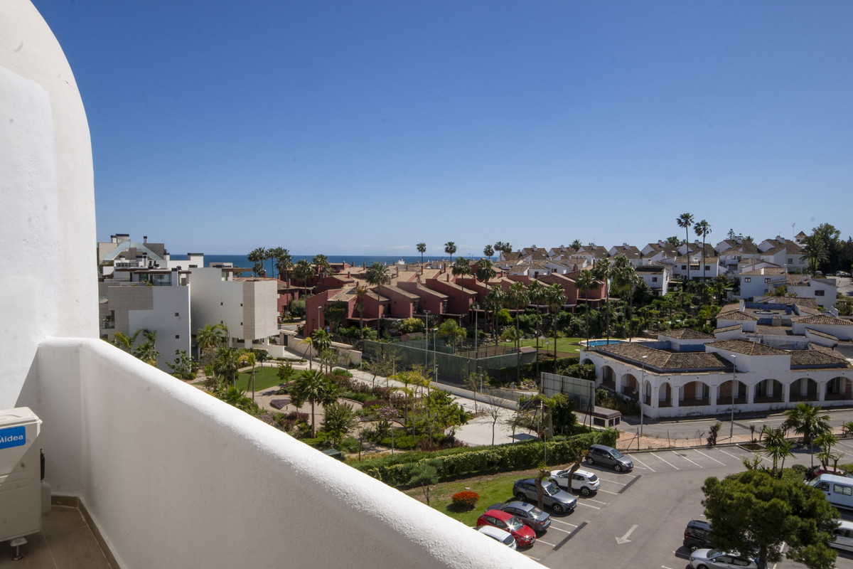 Appartement te koop in Estepona | 2 slaapkamers H5380348