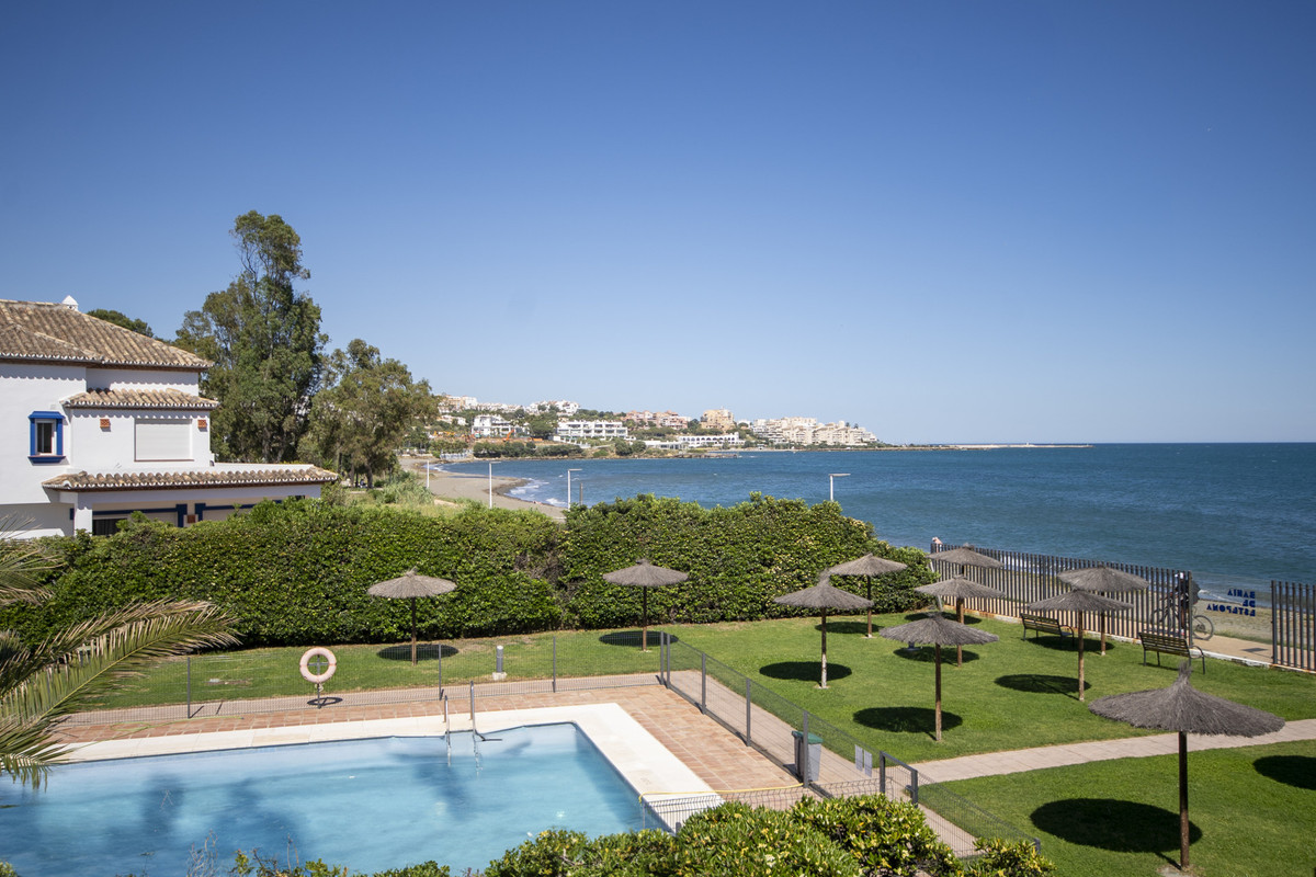 Appartement te koop in Estepona | 2 slaapkamers H5380348