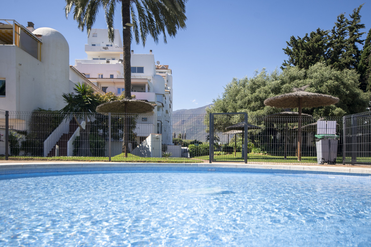 Appartement te koop in Estepona | 2 slaapkamers H5380348