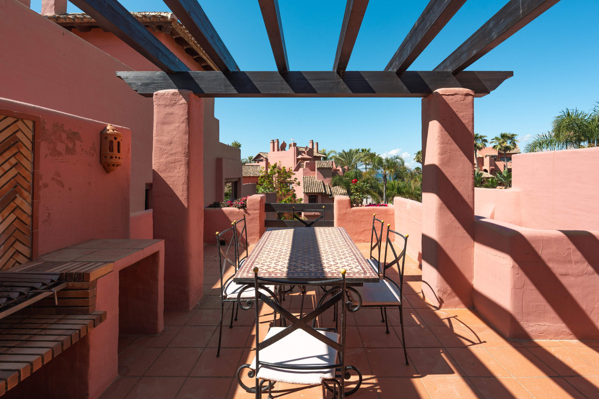 Appartement te koop in Estepona | 3 slaapkamers H5380384