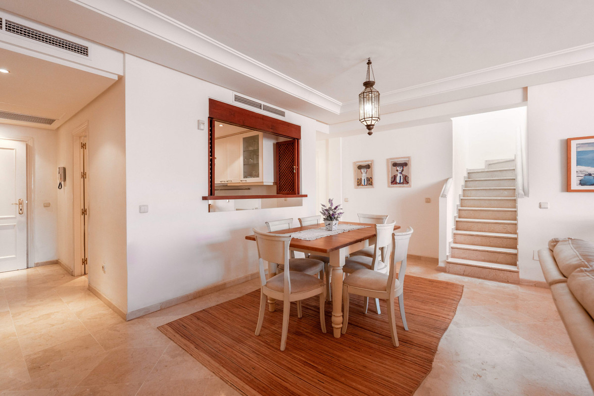 Appartement te koop in Estepona | 3 slaapkamers H5380384