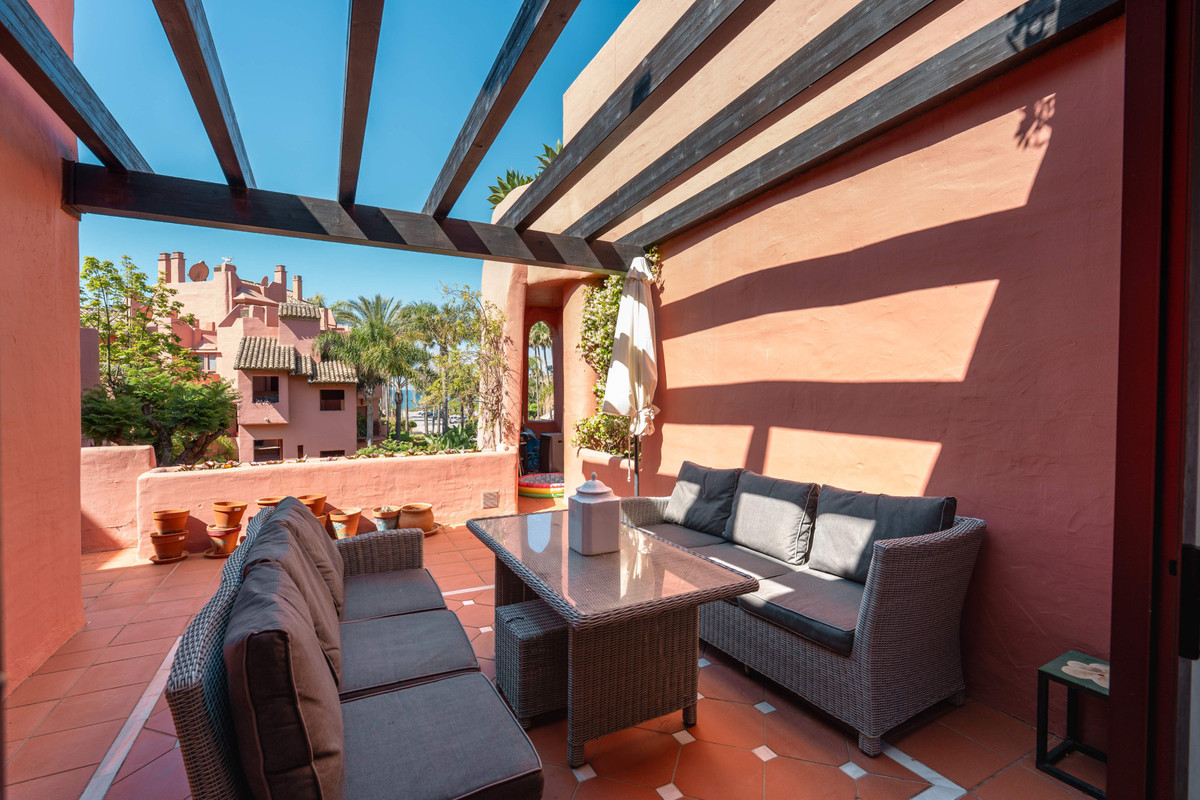 Appartement te koop in Estepona | 3 slaapkamers H5380384