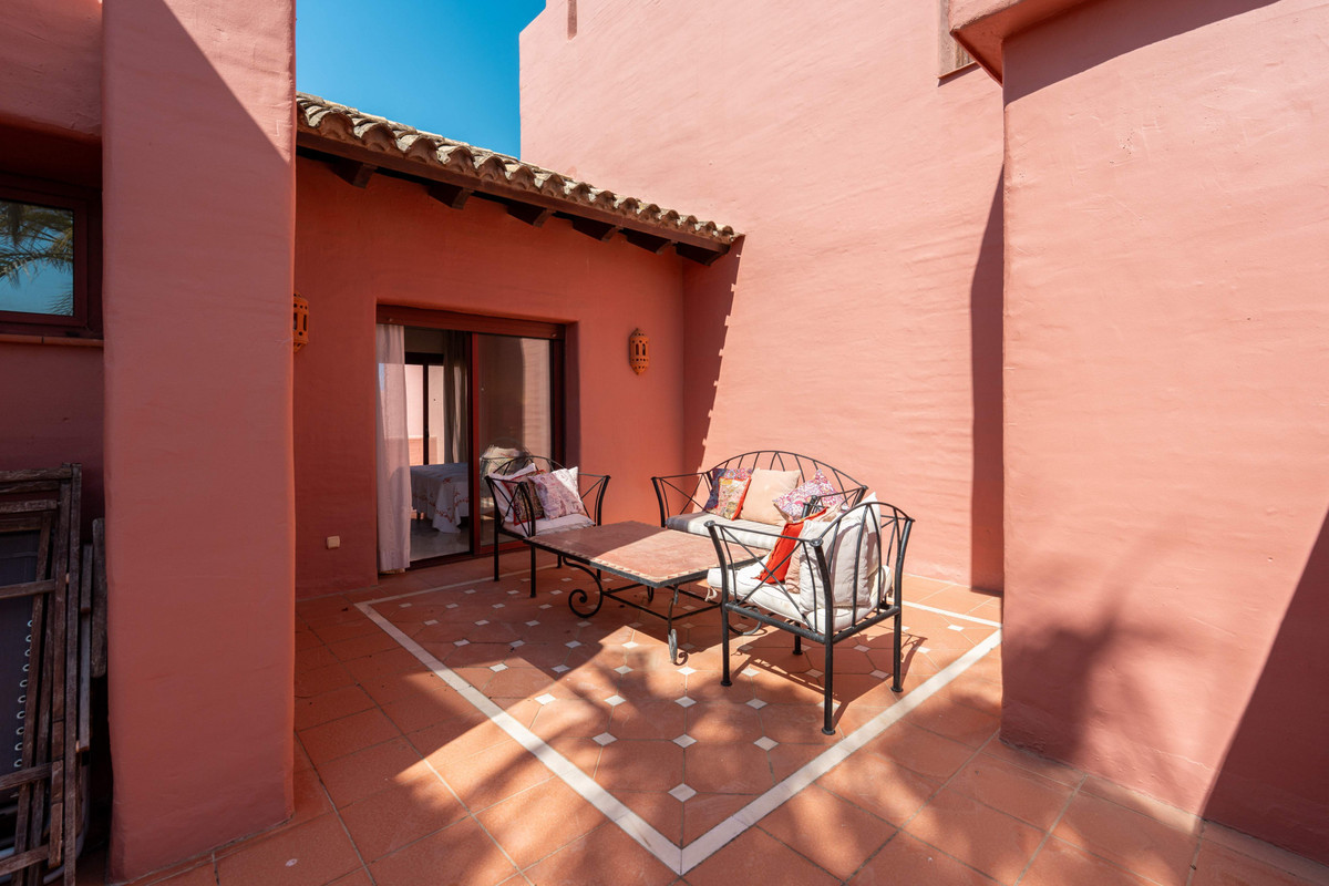 Appartement te koop in Estepona | 3 slaapkamers H5380384