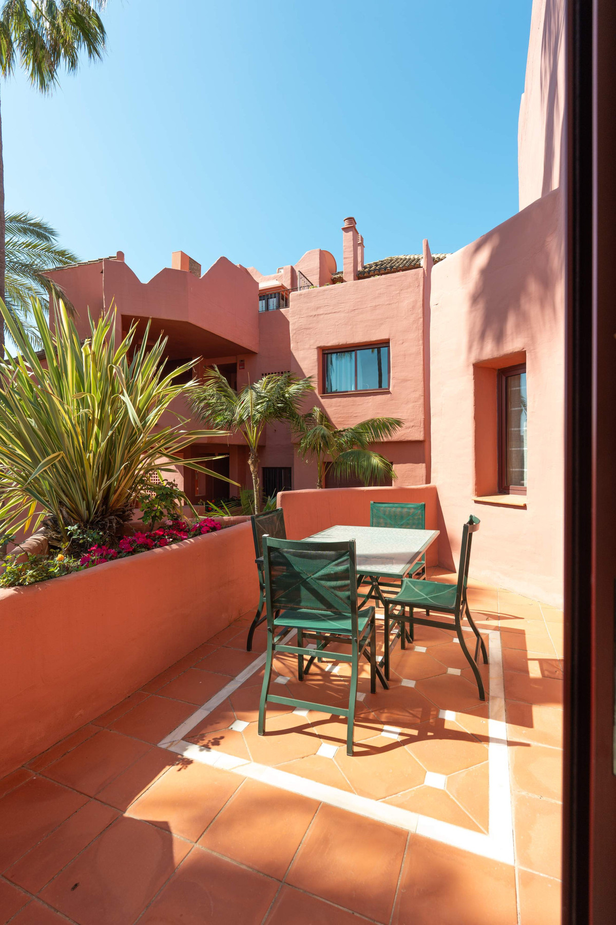Appartement te koop in Estepona | 3 slaapkamers H5380384
