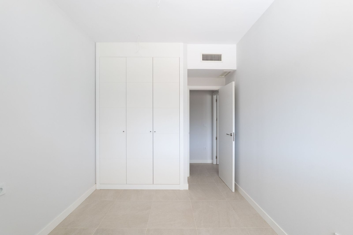 Appartement te koop in Estepona | 2 slaapkamers H5381014