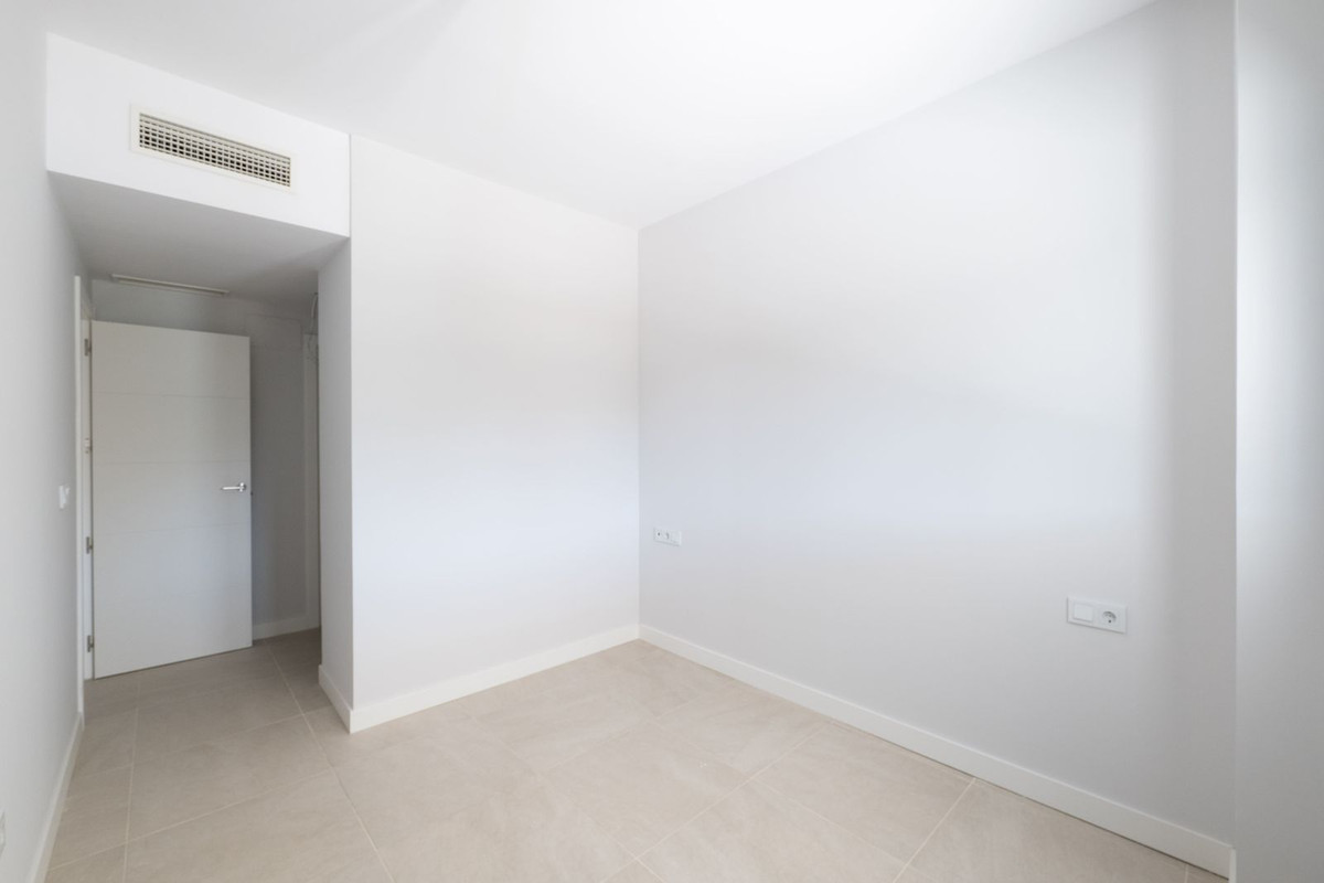 Appartement te koop in Estepona | 2 slaapkamers H5381014