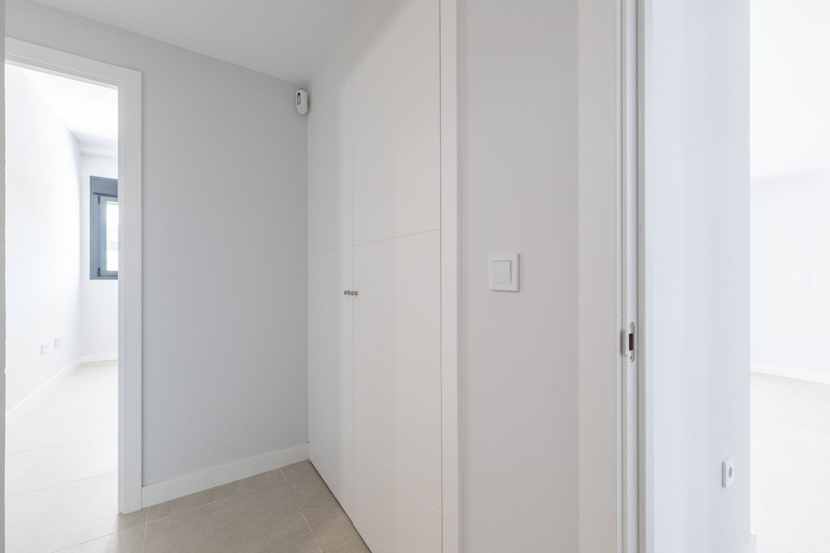 Appartement te koop in Estepona | 2 slaapkamers H5381014
