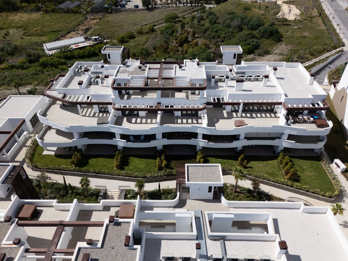 Appartement te koop in Estepona | 3 slaapkamers H5382052