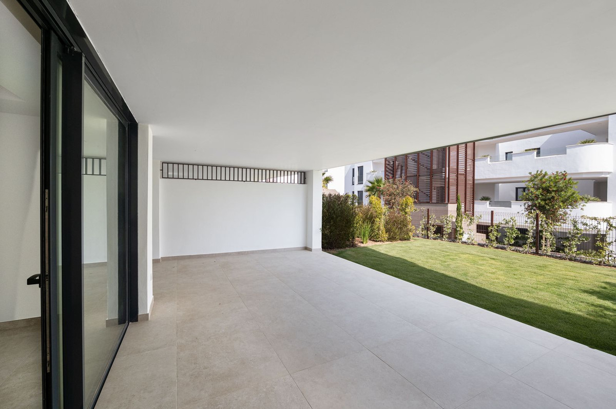 Appartement te koop in Estepona | 3 slaapkamers H5382052