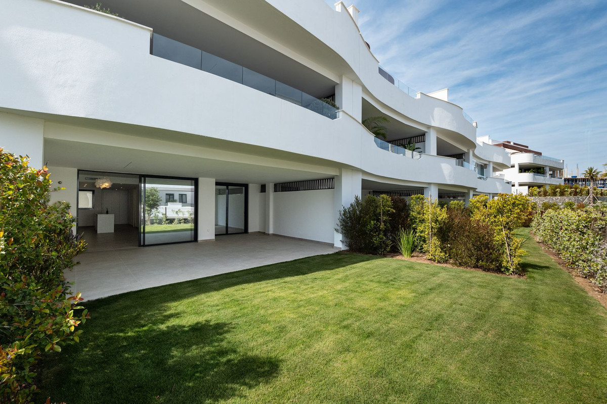 Appartement te koop in Estepona | 3 slaapkamers H5382052