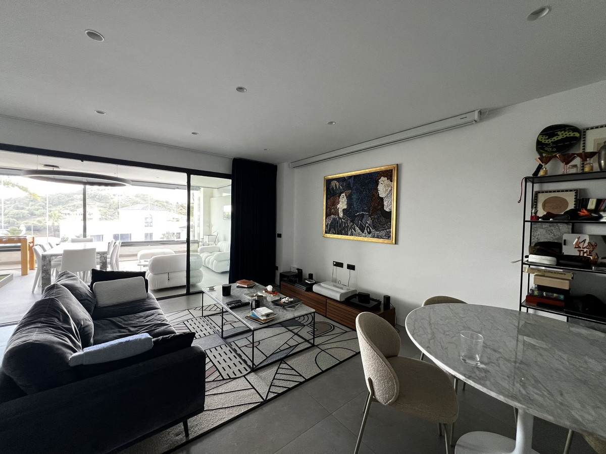 Appartement te koop in Estepona | 2 slaapkamers H5382088