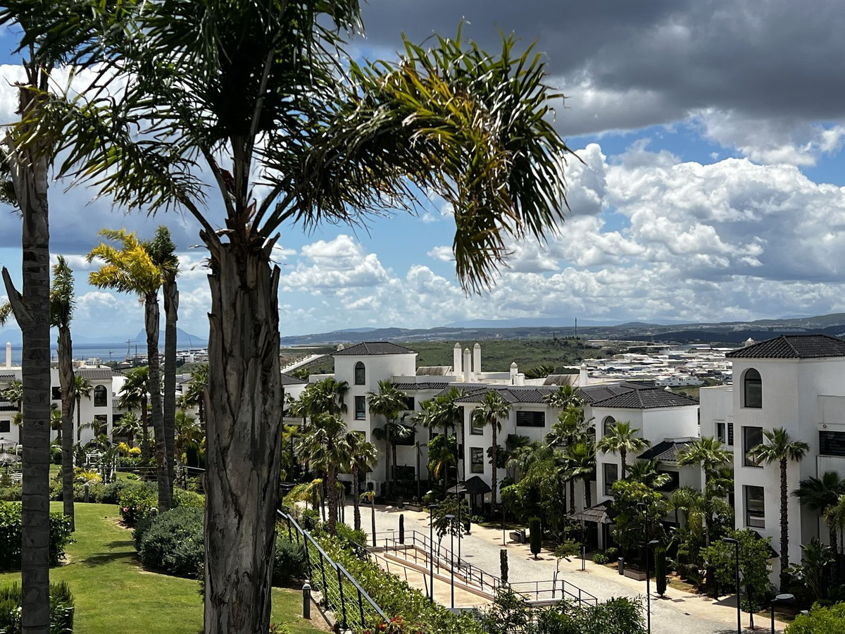 Appartement te koop in Estepona | 2 slaapkamers H5382088