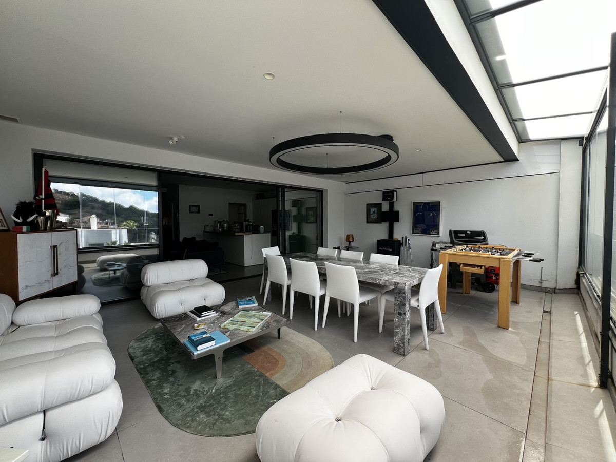 Appartement te koop in Estepona | 2 slaapkamers H5382088