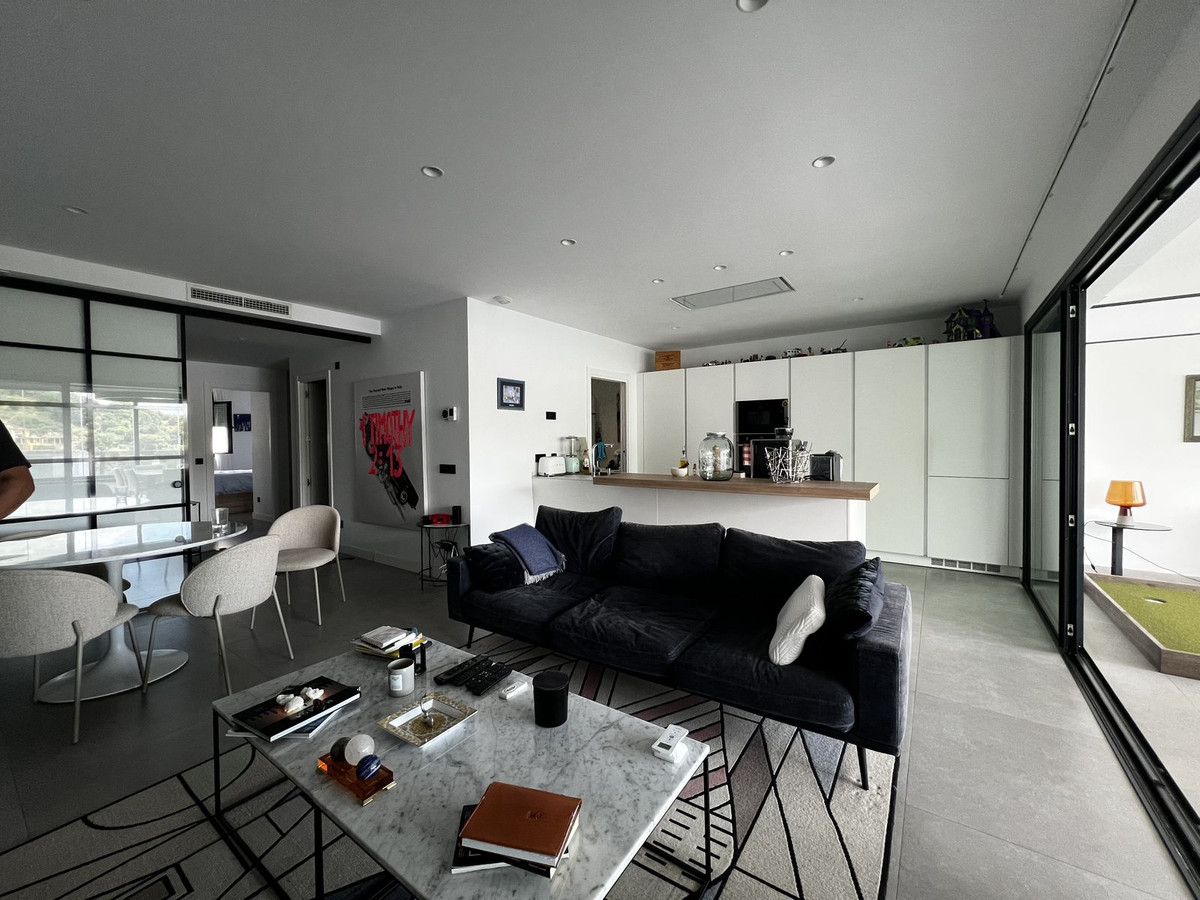 Appartement te koop in Estepona | 2 slaapkamers H5382088