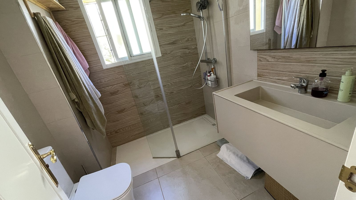 Appartement te koop in Estepona | 3 slaapkamers H5382118