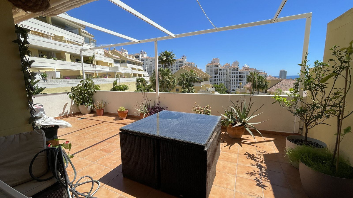 Appartement te koop in Estepona | 3 slaapkamers H5382118
