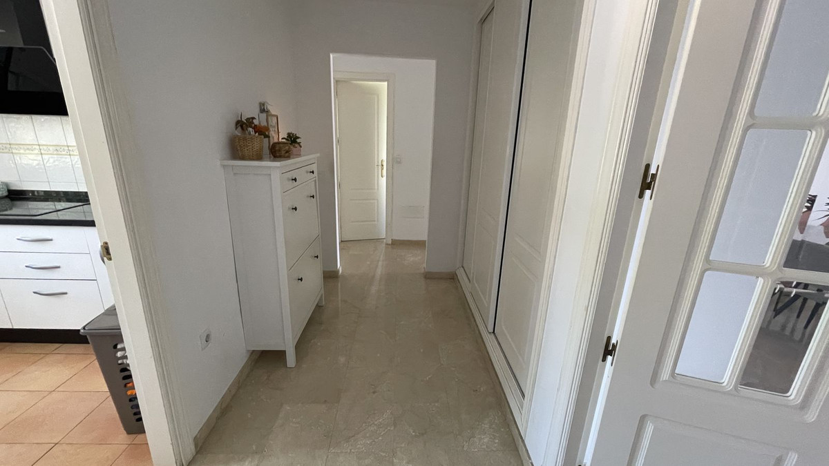Appartement te koop in Estepona | 3 slaapkamers H5382118