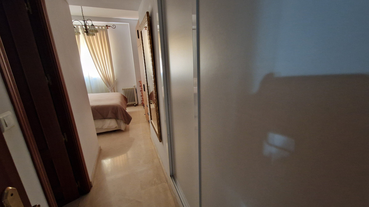 Appartement te koop in Estepona | 3 slaapkamers H5382376