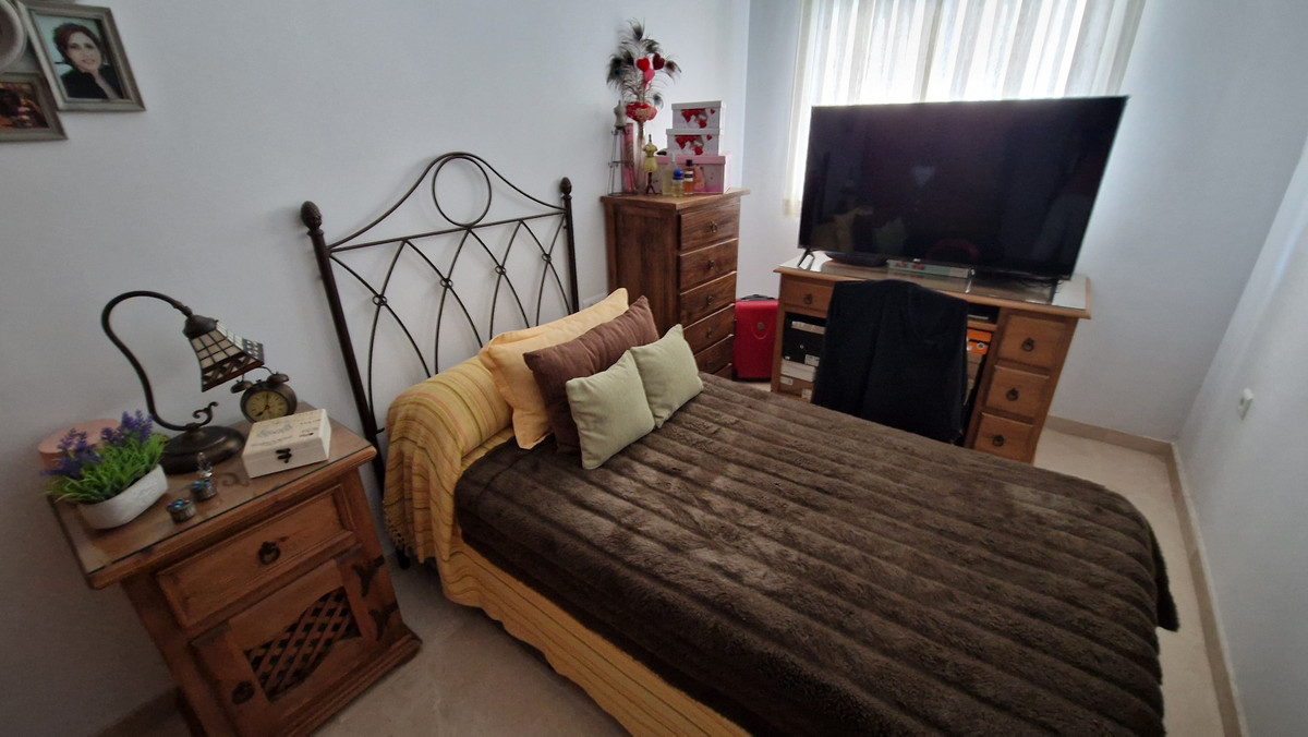 Appartement te koop in Estepona | 3 slaapkamers H5382376