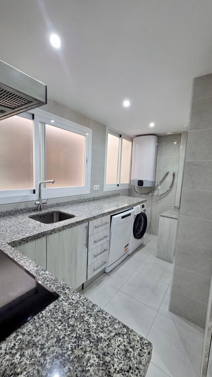 Appartement te koop in Estepona | 1 slaapkamers H5382712