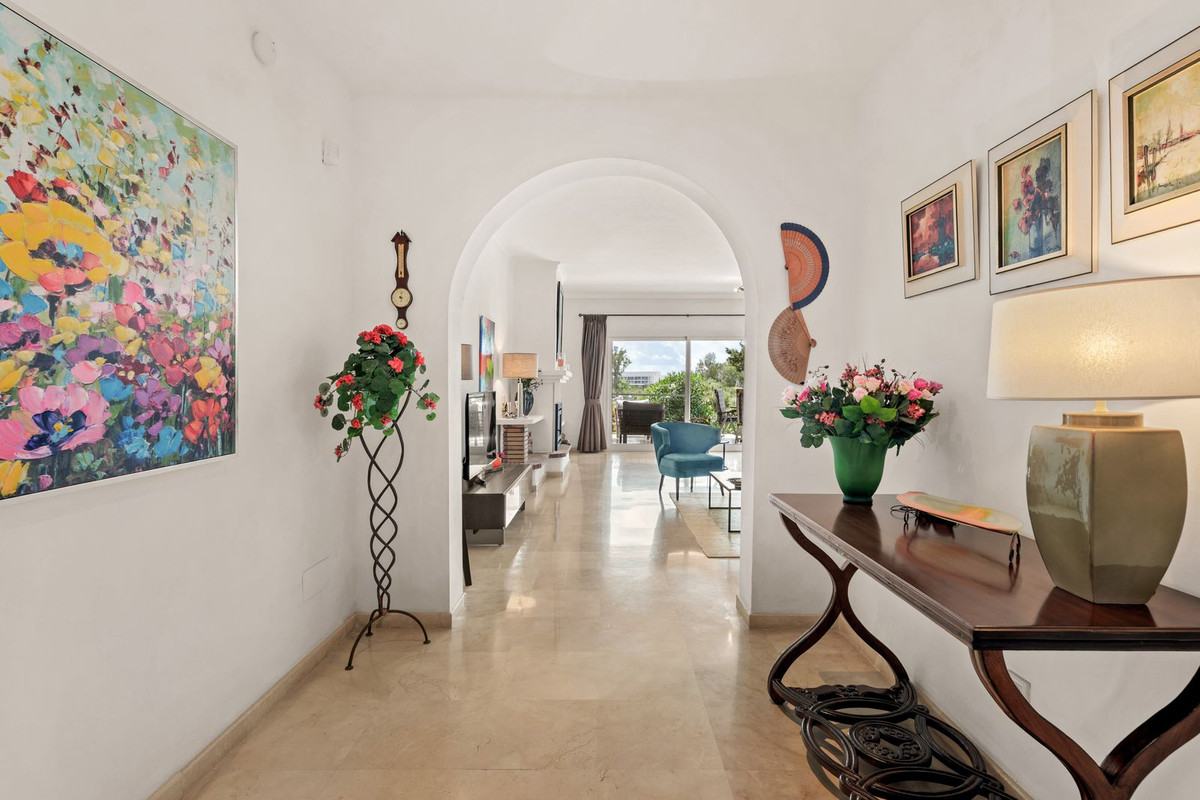Appartement te koop in Estepona | 2 slaapkamers H5382901