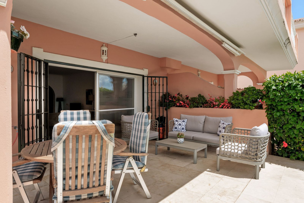 Appartement te koop in Estepona | 2 slaapkamers H5382901
