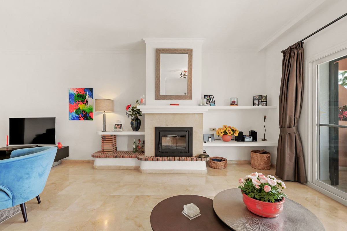 Appartement te koop in Estepona | 2 slaapkamers H5382901