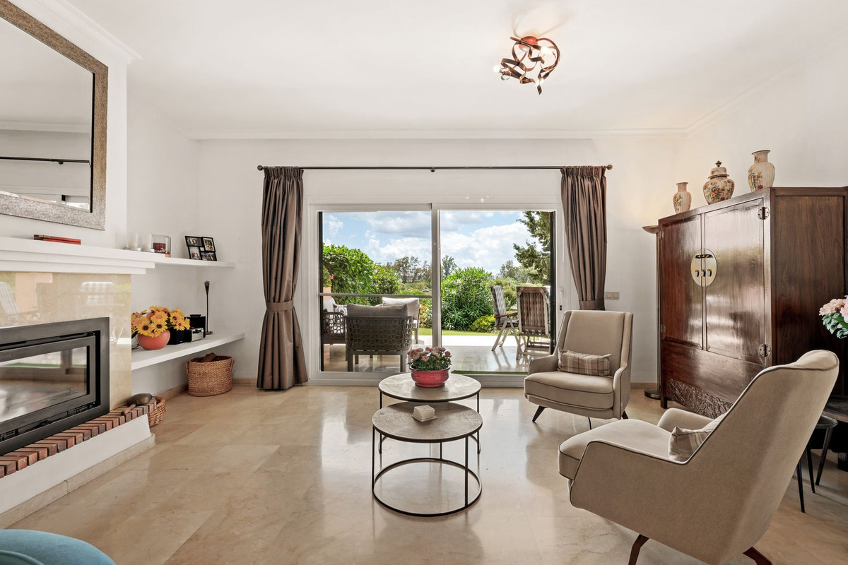 Appartement te koop in Estepona | 2 slaapkamers H5382901