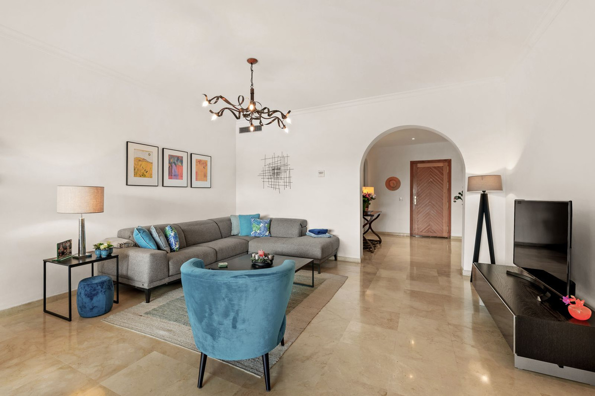Appartement te koop in Estepona | 2 slaapkamers H5382901